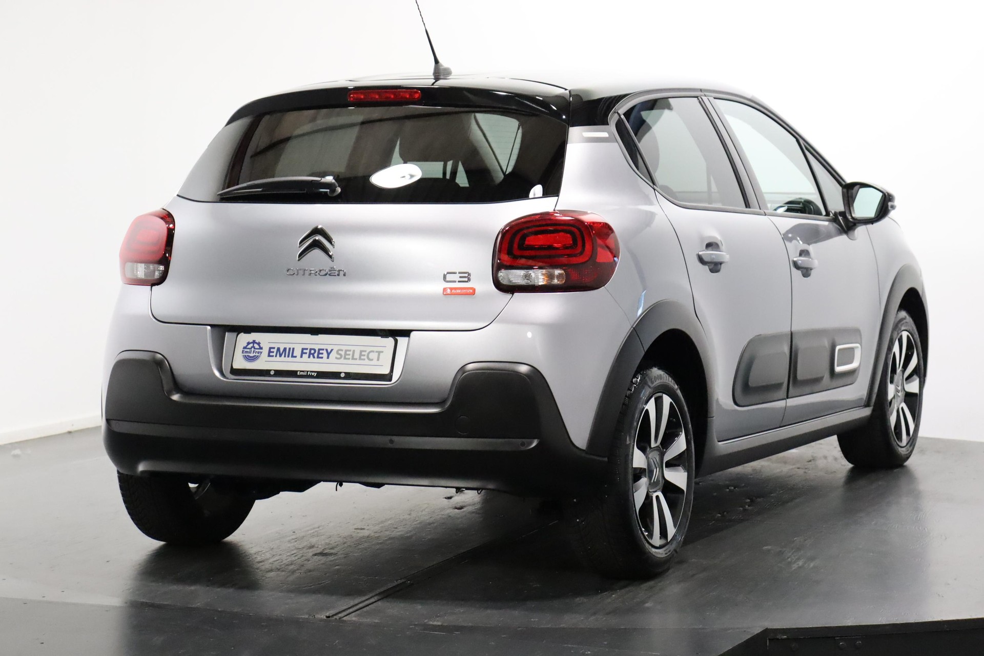 CITROEN C3 1.2 PureTech Swiss Edition+-image-2