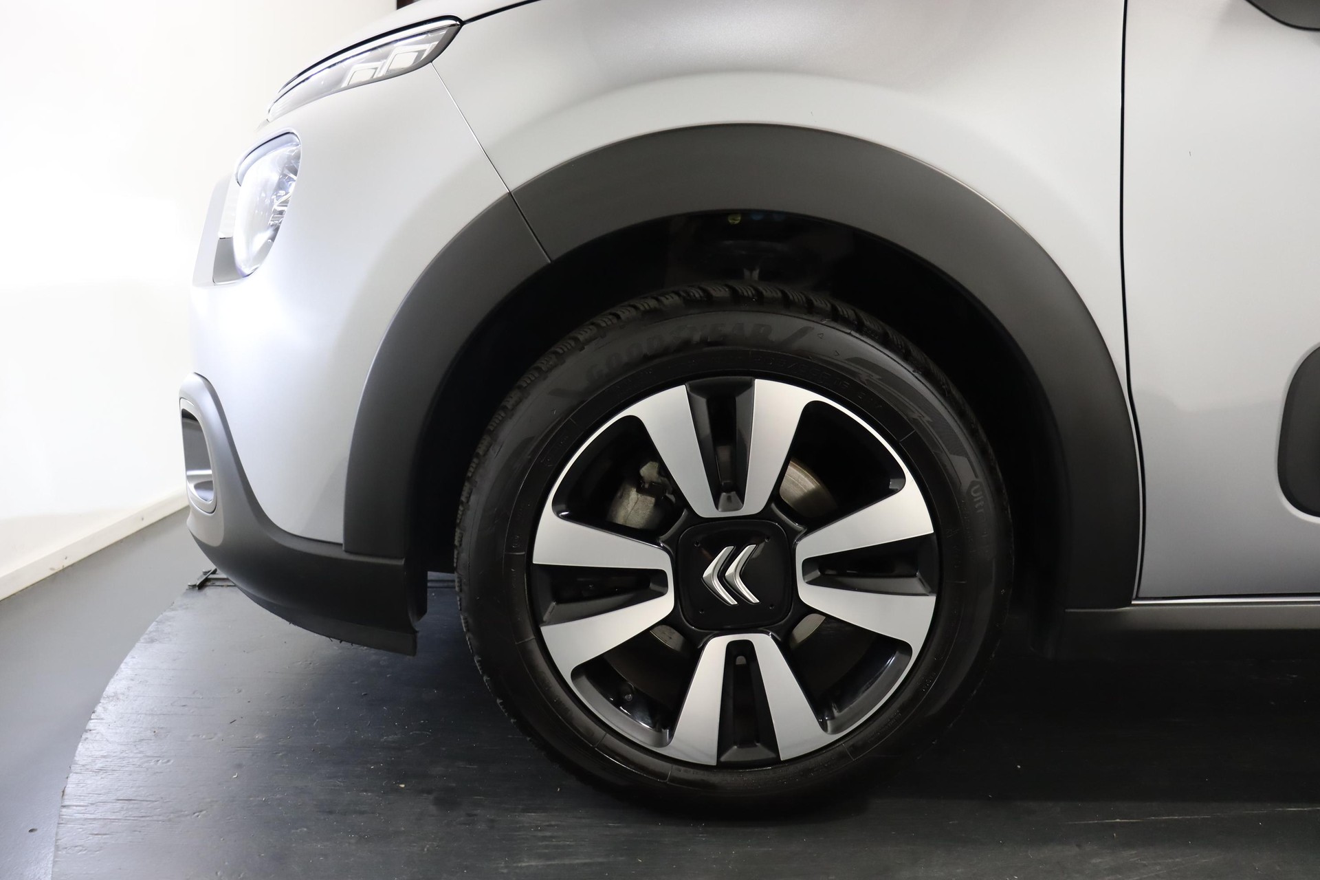 CITROEN C3 1.2 PureTech Swiss Edition+-image-14