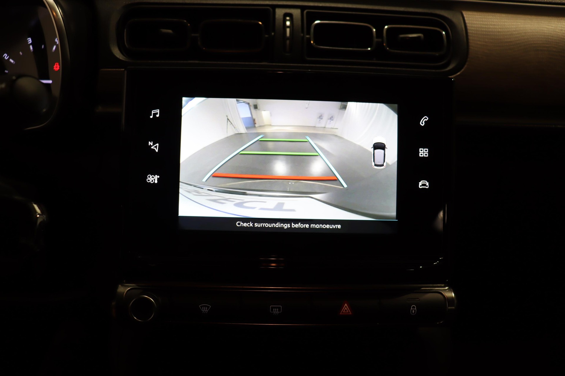CITROEN C3 1.2 PureTech Swiss Edition+-image-10