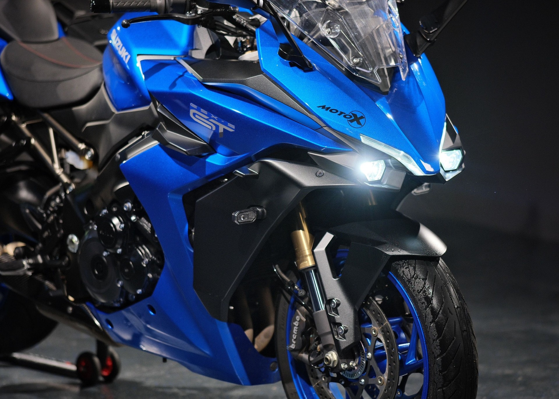 SUZUKI GSX-S 1000 GT-image-14
