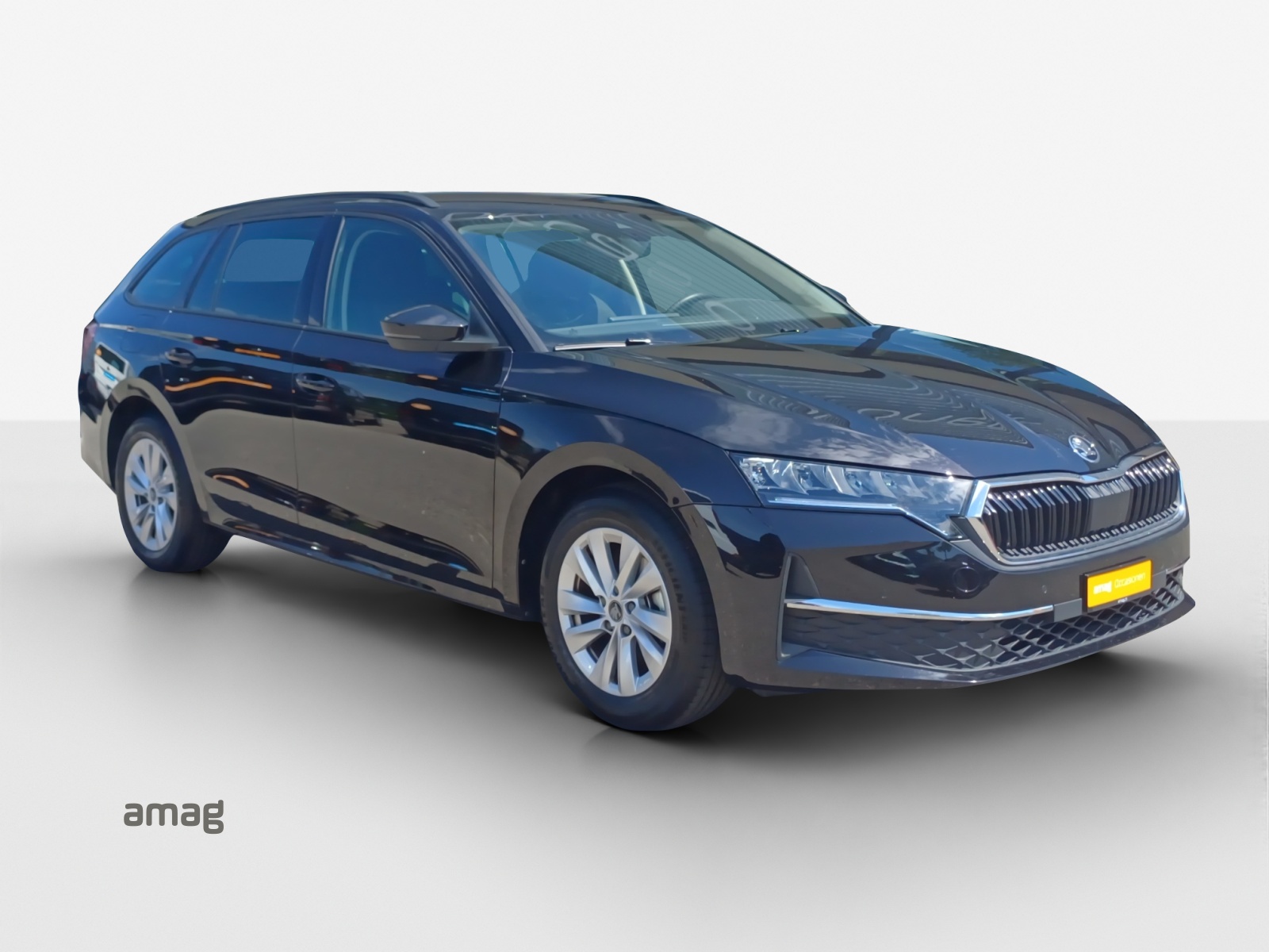 SKODA Octavia Combi 1.5 TSI mHEV DSG Dynamic-image-5