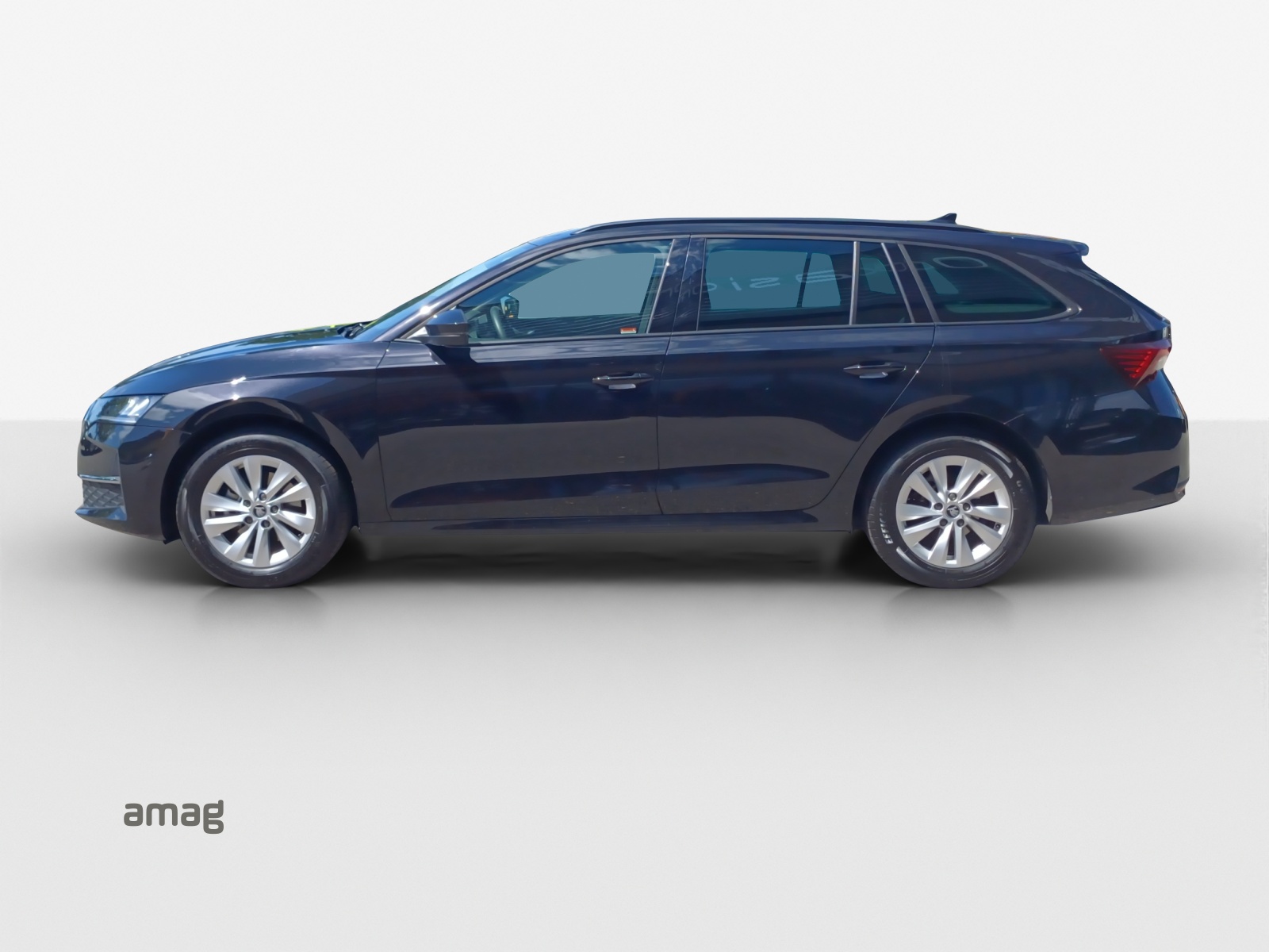 SKODA Octavia Combi 1.5 TSI mHEV DSG Dynamic-image-1
