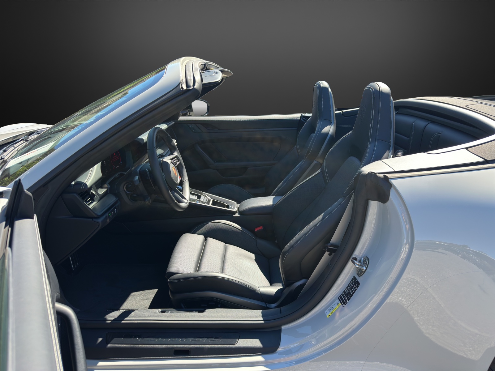 PORSCHE 911 Carrera Cabriolet GTS PDK-image-10