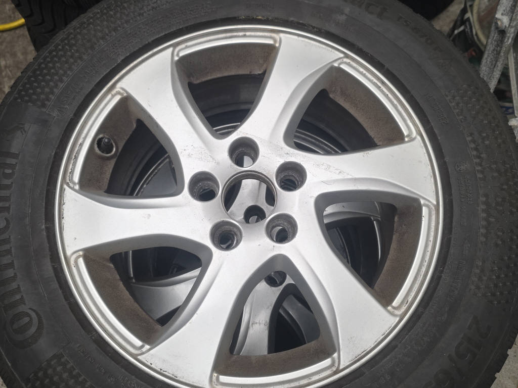 VOLVO V60 Cross Country 2.4 D4 Summum AWD S/S-image-24