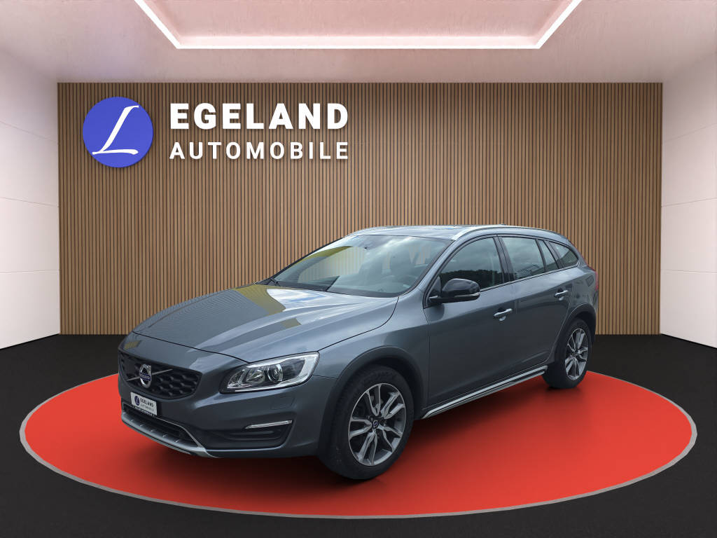 VOLVO V60 Cross Country 2.4 D4 Summum AWD S/S-image-0