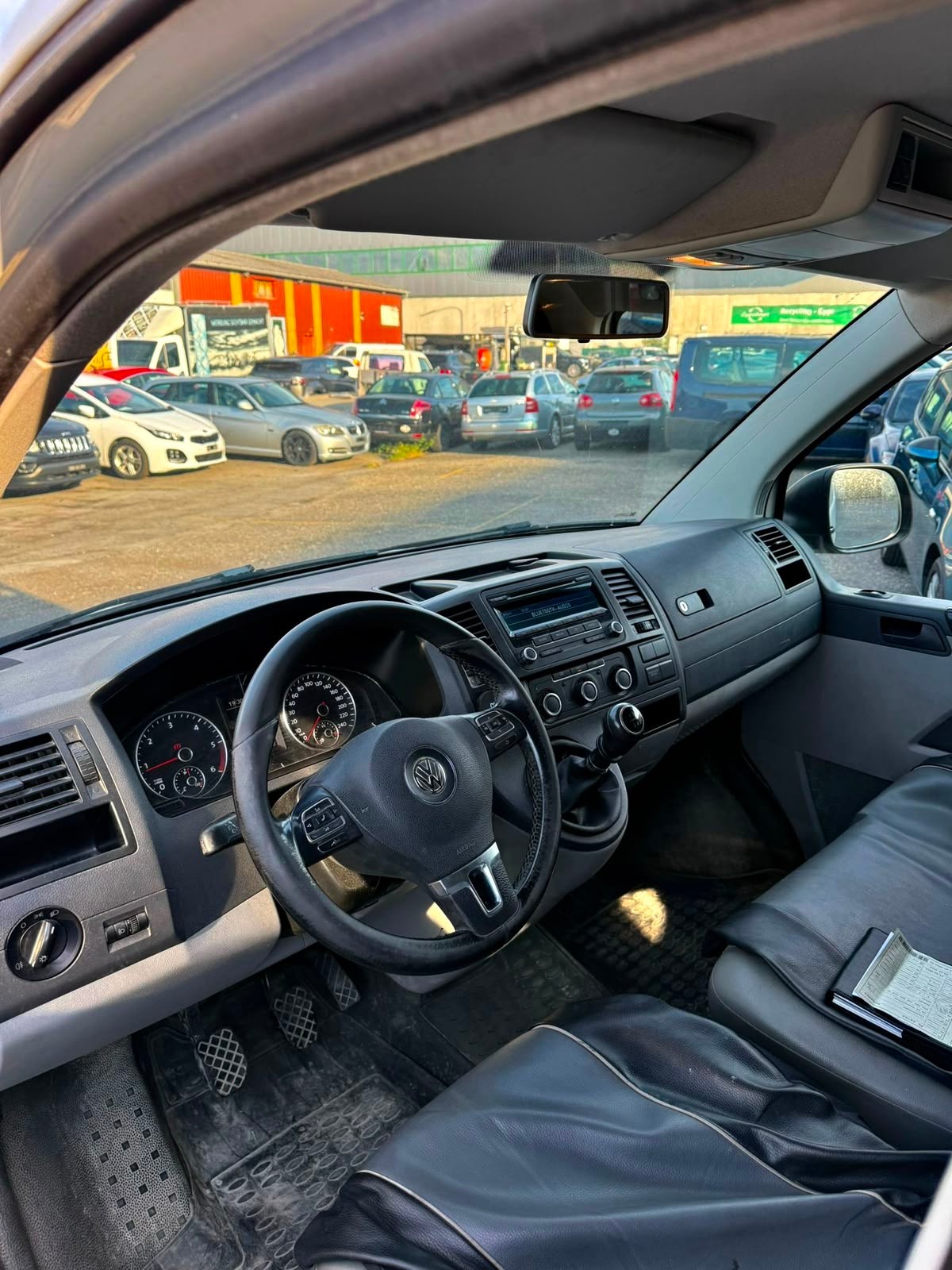 VW T5 2.0 TDI-image-6