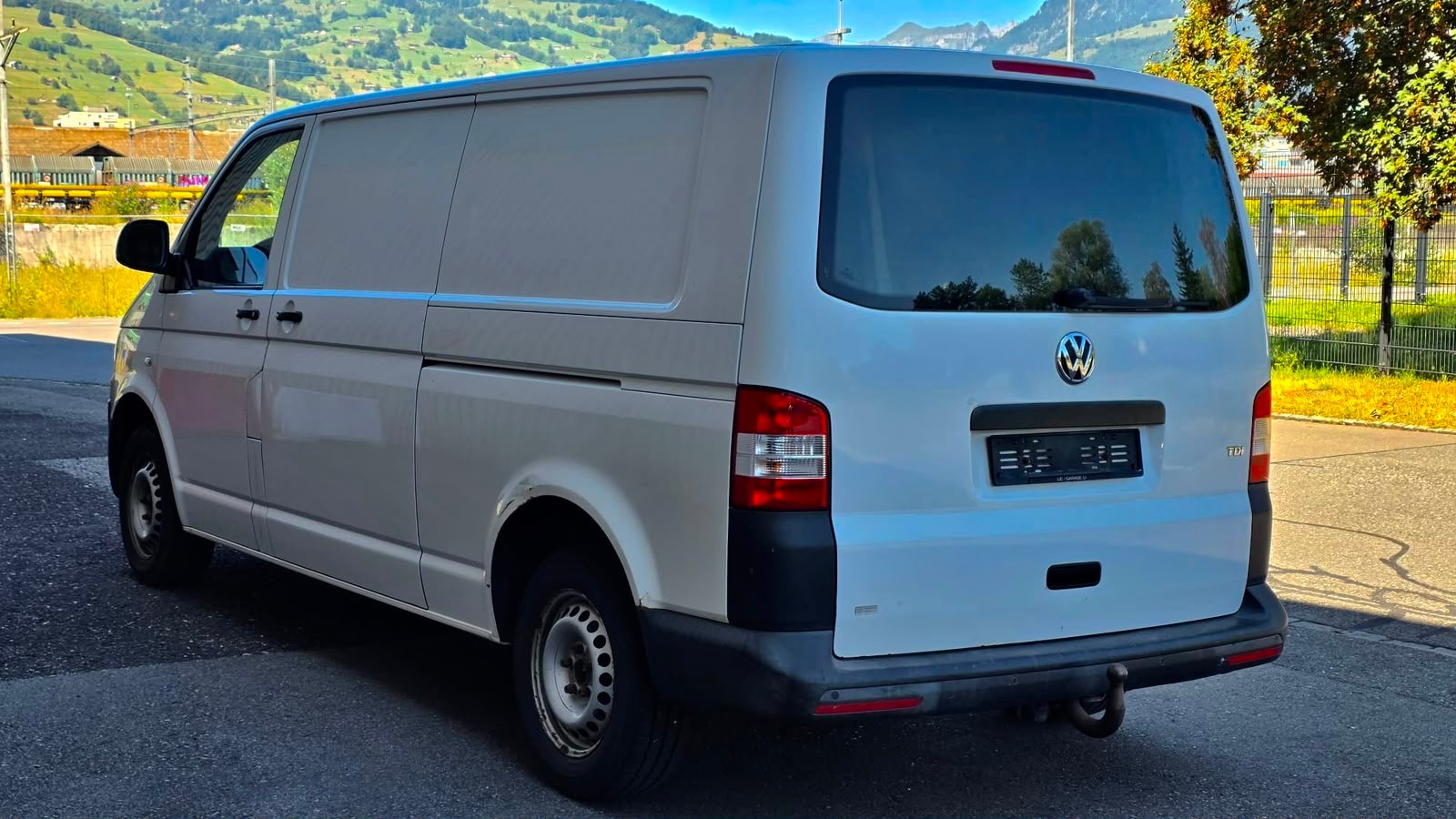 VW T5 2.0 TDI-image-3