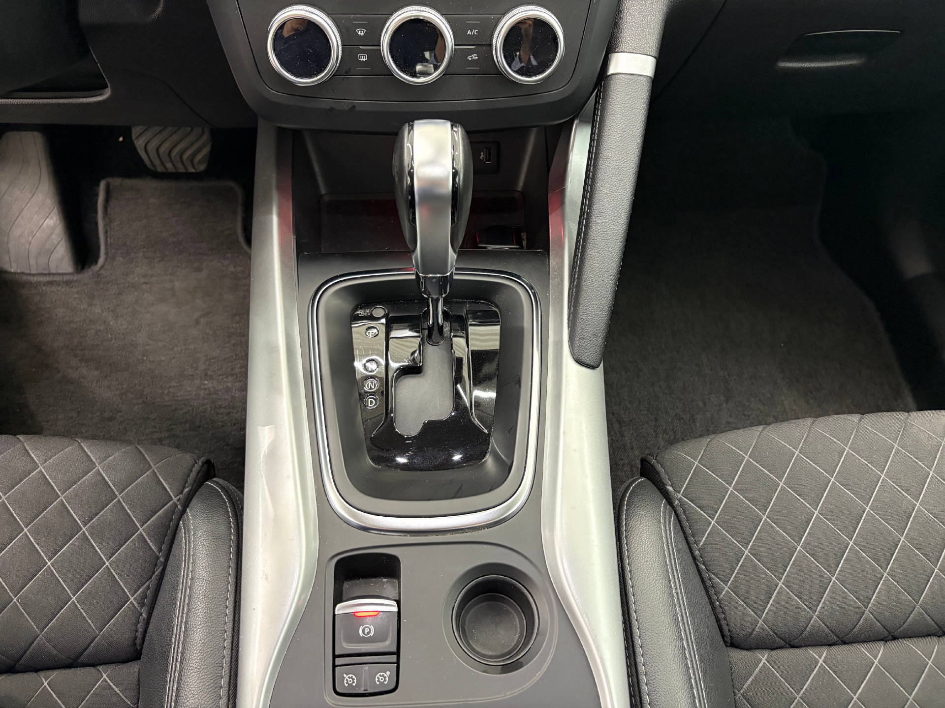 RENAULT Kadjar 1.3 TCe 160 Intens EDC-image-10
