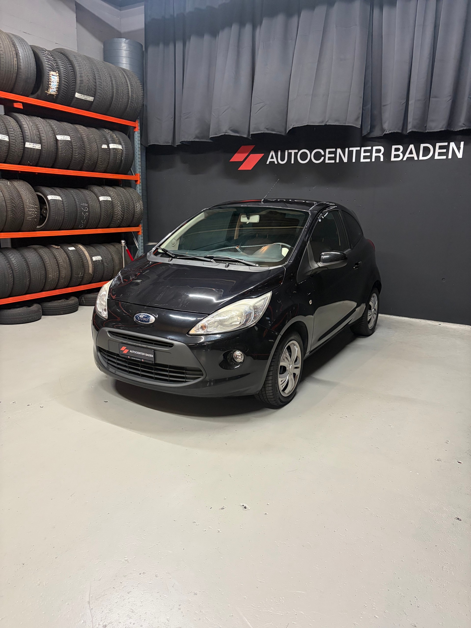 FORD KA 1.25 Titanium+-showroom-element-1