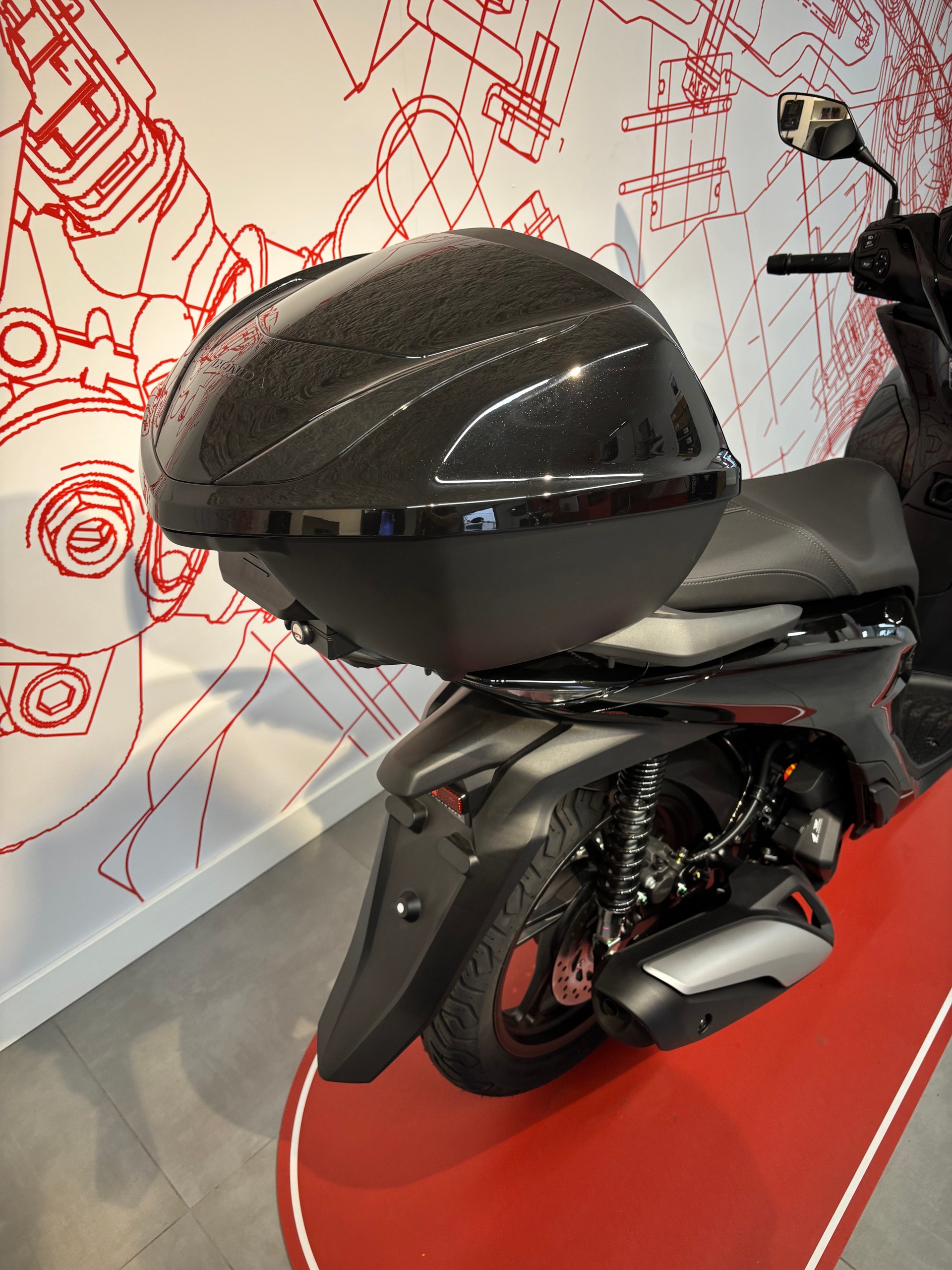HONDA SH 150-image-5