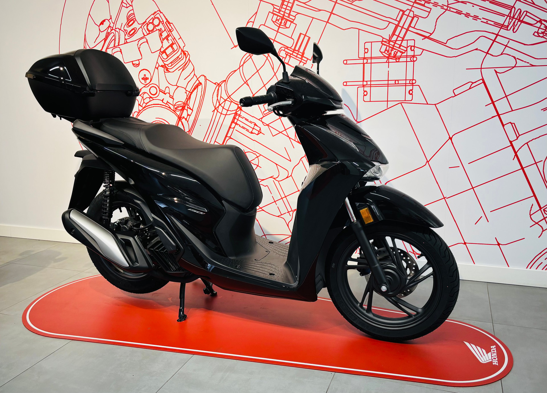 HONDA SH 150-showroom-element-1