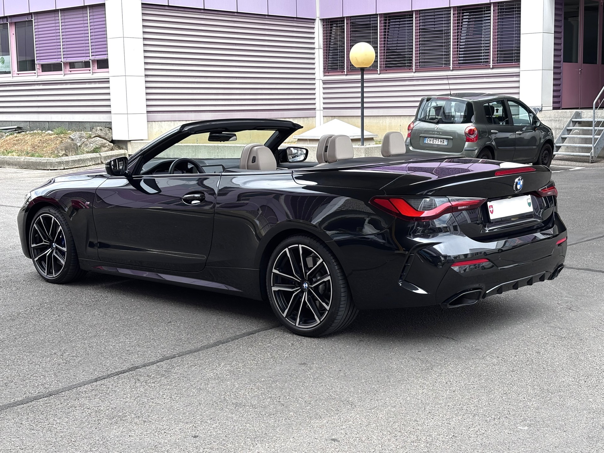 BMW M440i xDrive 48V Cabriolet Steptronic-image-24