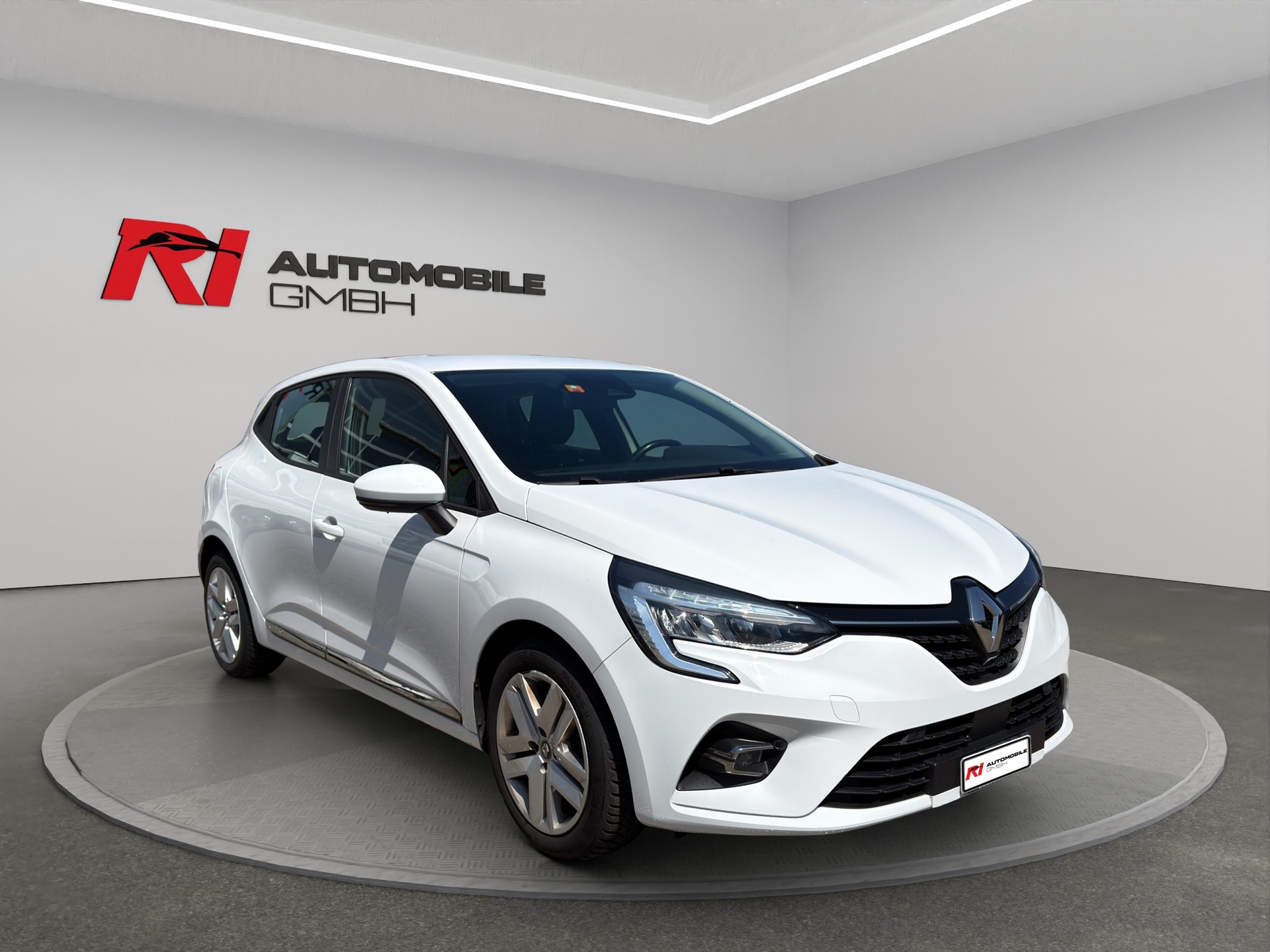 RENAULT Clio 1.0 Business-image-2