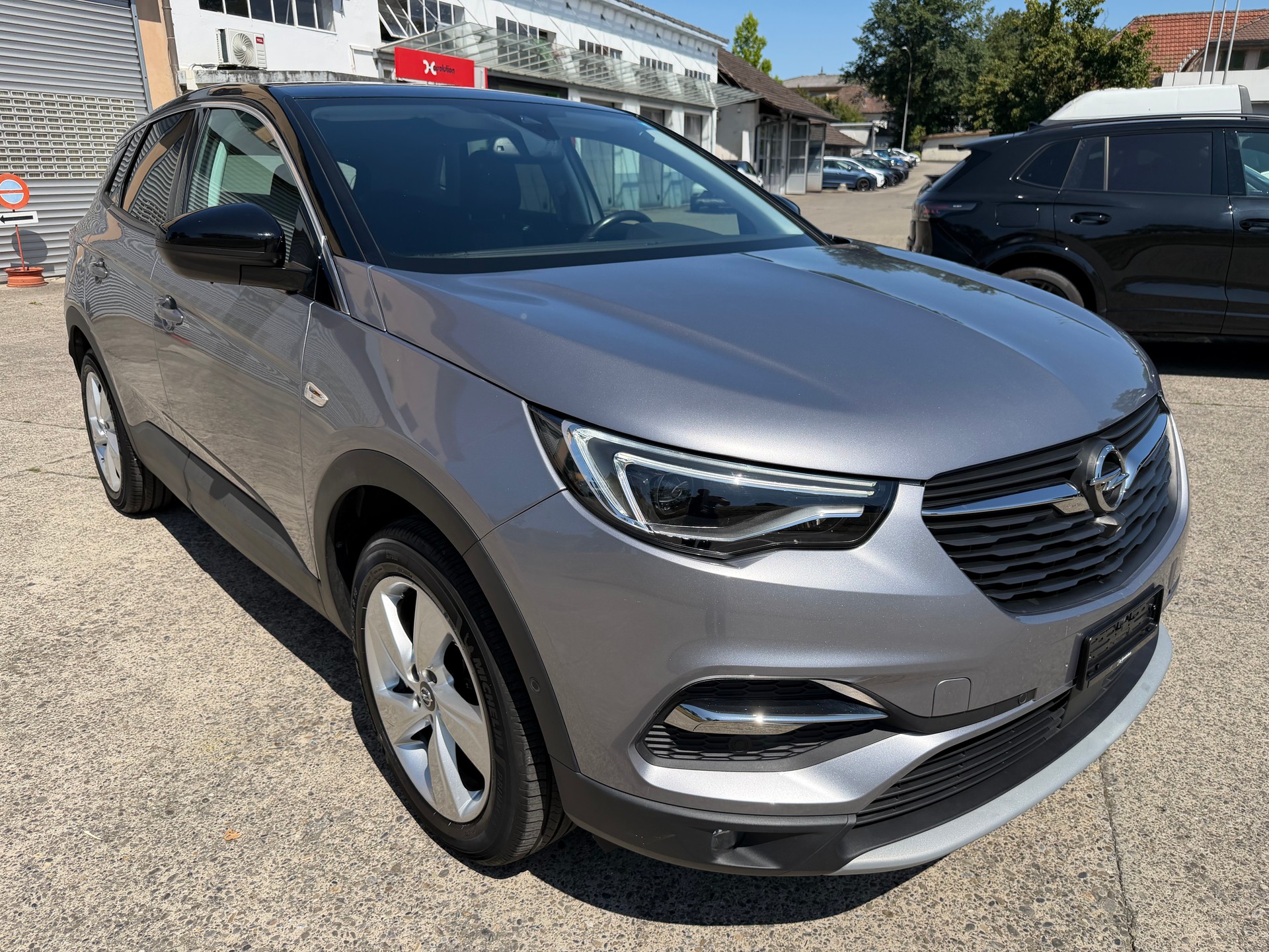 OPEL Grandland X 1.2i TP Ultimate Automatik-image-5