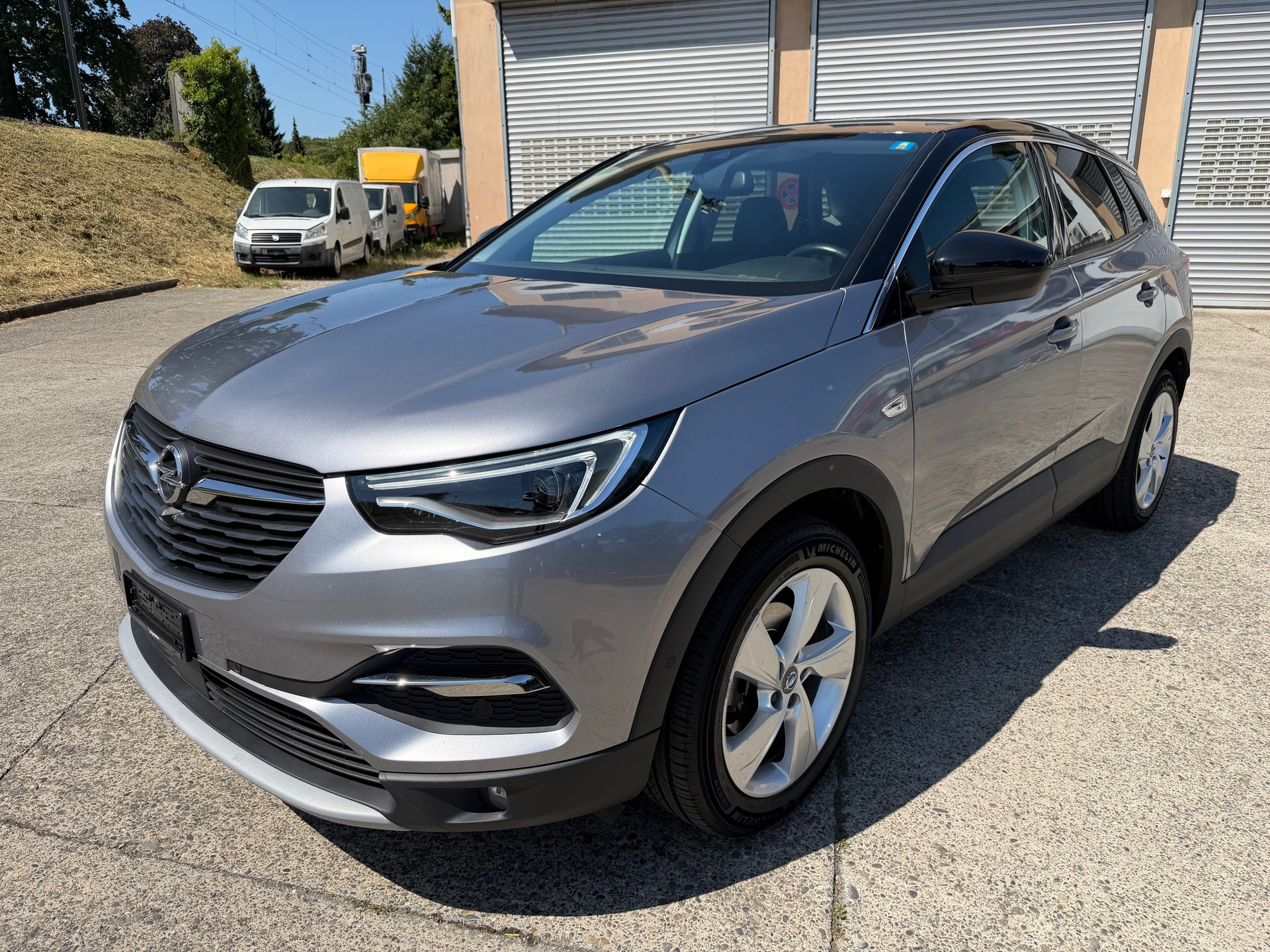 OPEL Grandland X 1.2i TP Ultimate Automatik-image-0