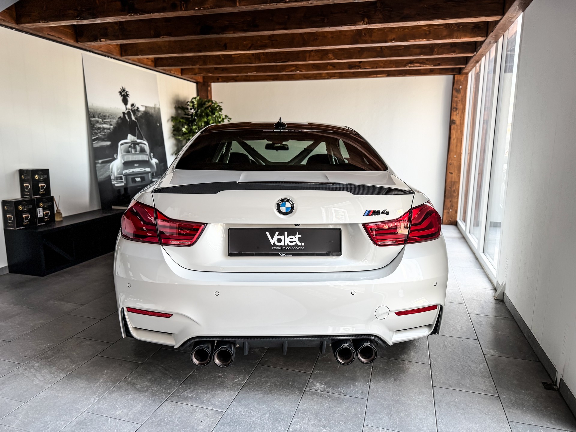 BMW M4 Coupé Competition DKG-image-7