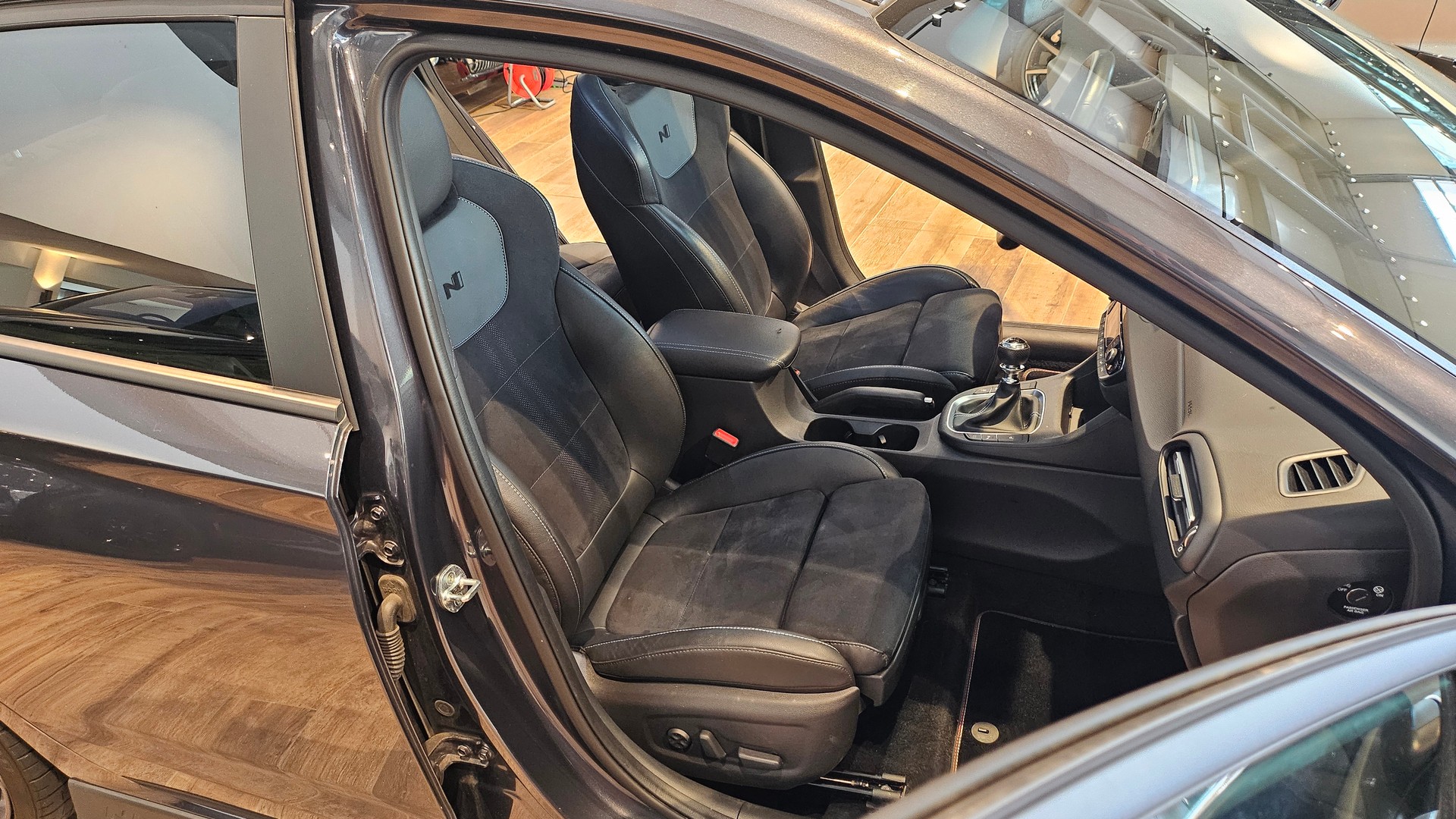 HYUNDAI i30 2.0 T-GDi N-image-17