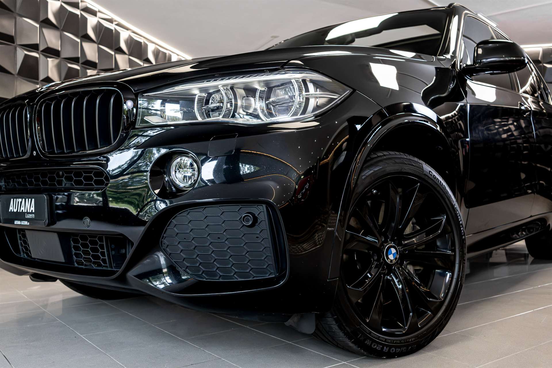 BMW X5 xDrive 50i Steptronic-image-29