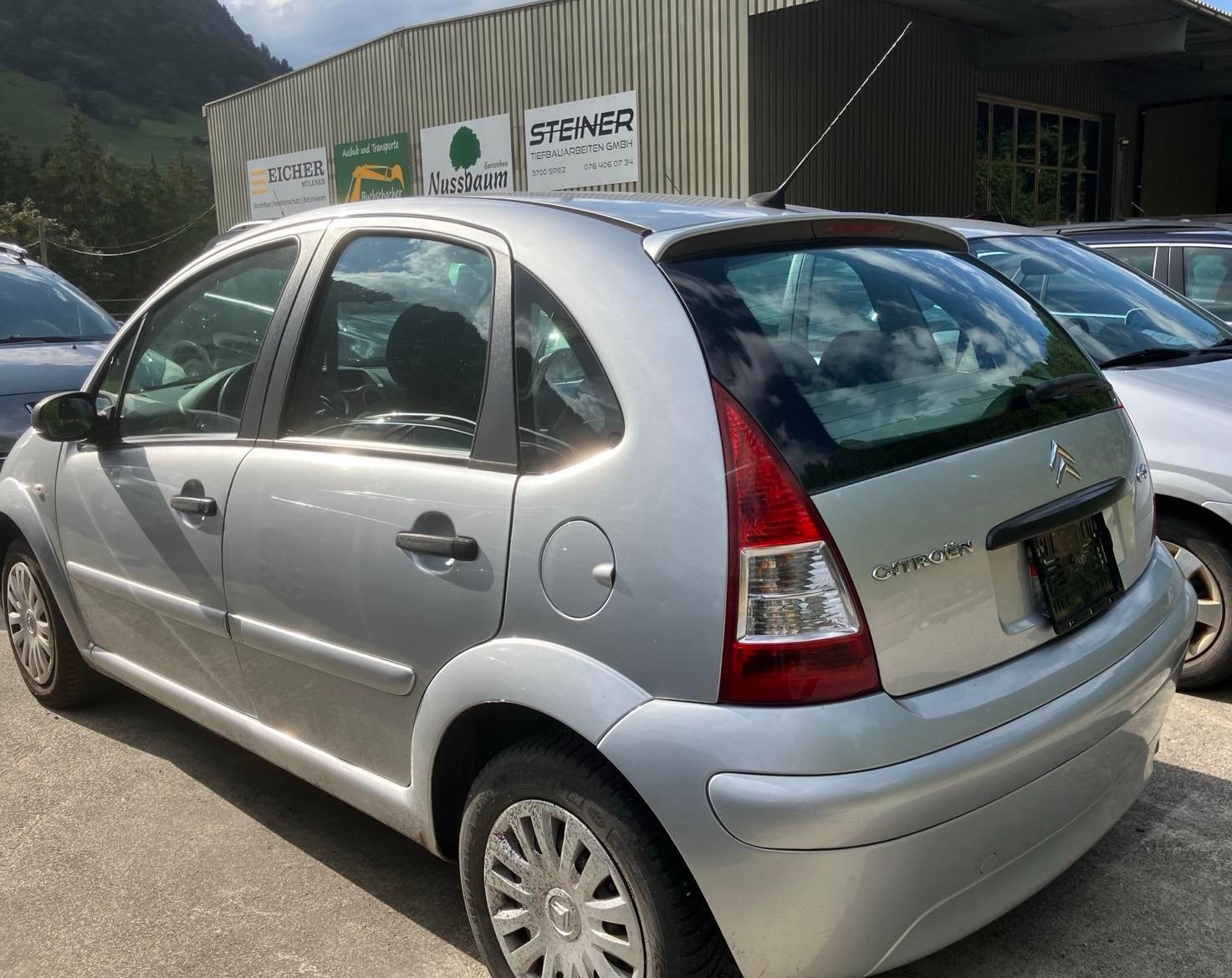 CITROEN C3 1.4i Exclusive-image-3