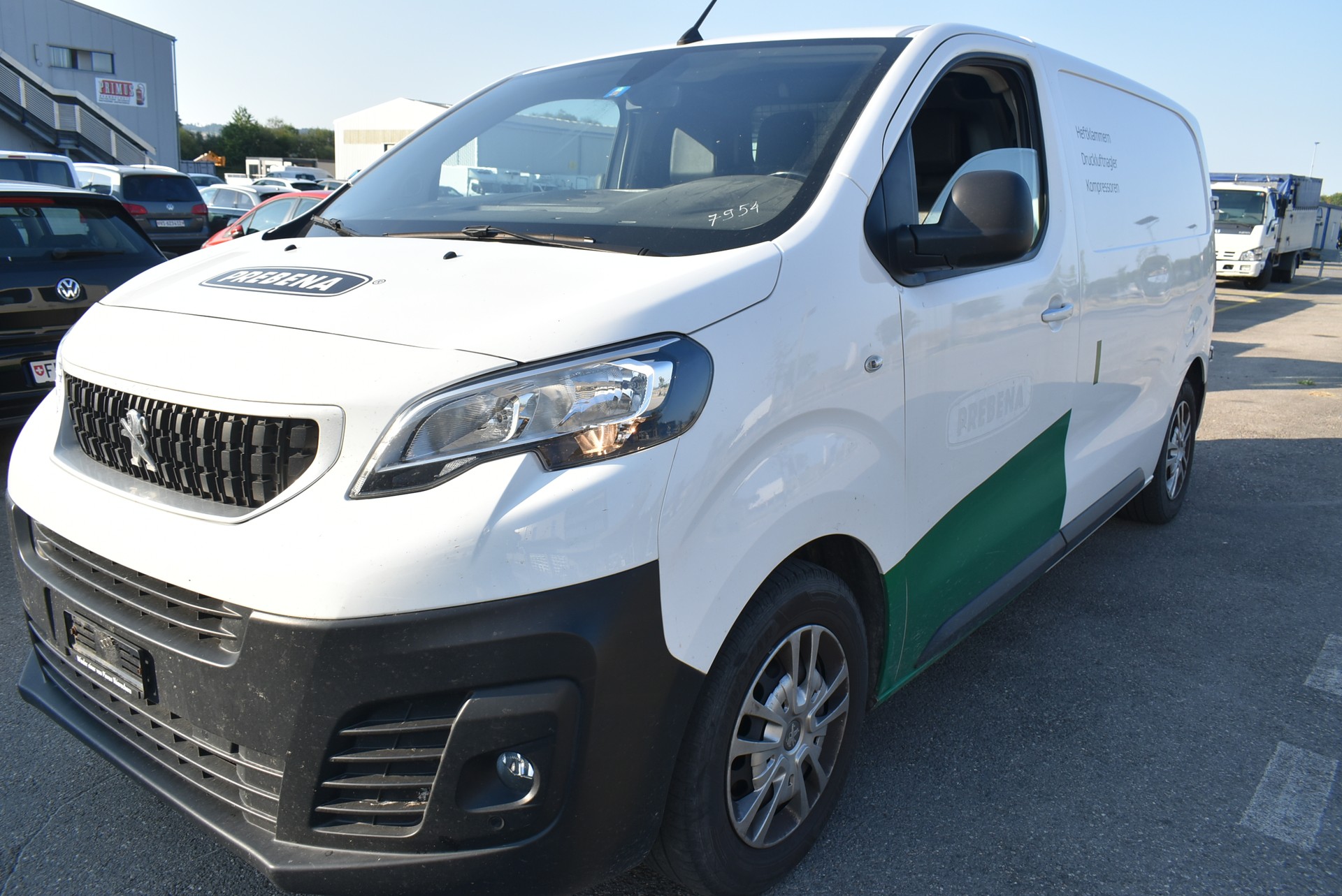 PEUGEOT Expert 2.0 BlueHDi 120 S&S Premium Standard EAT8-image-3