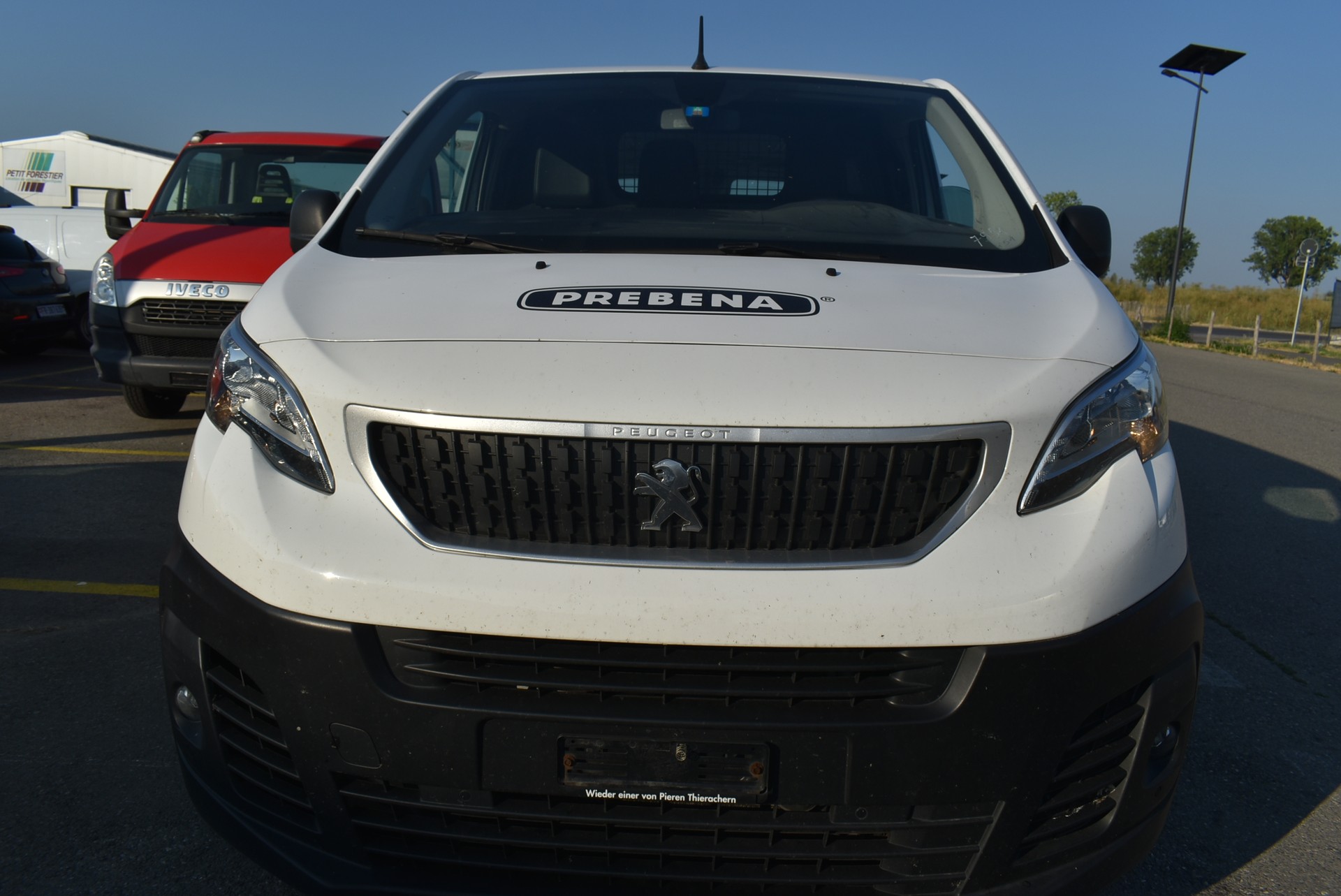 PEUGEOT Expert 2.0 BlueHDi 120 S&S Premium Standard EAT8-image-4