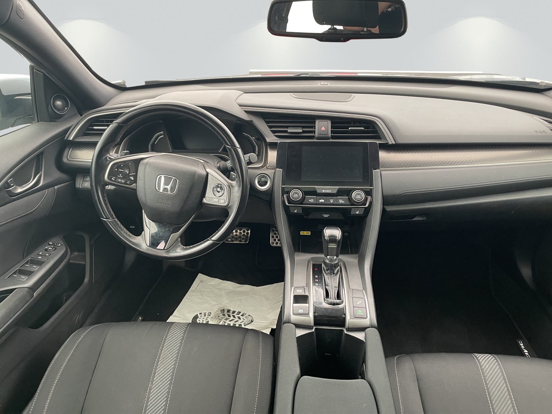 HONDA Civic 1.5 VTEC Turbo Sport Plus-image-11