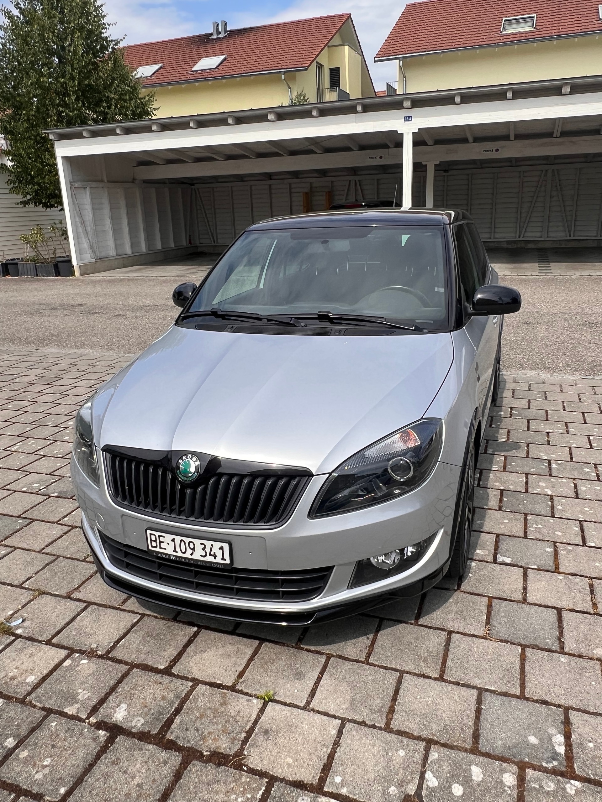 SKODA 1.2 TSI Monte Carlo-image-0