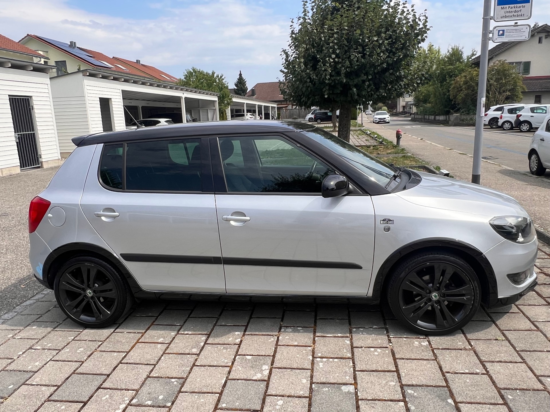 SKODA 1.2 TSI Monte Carlo-image-2