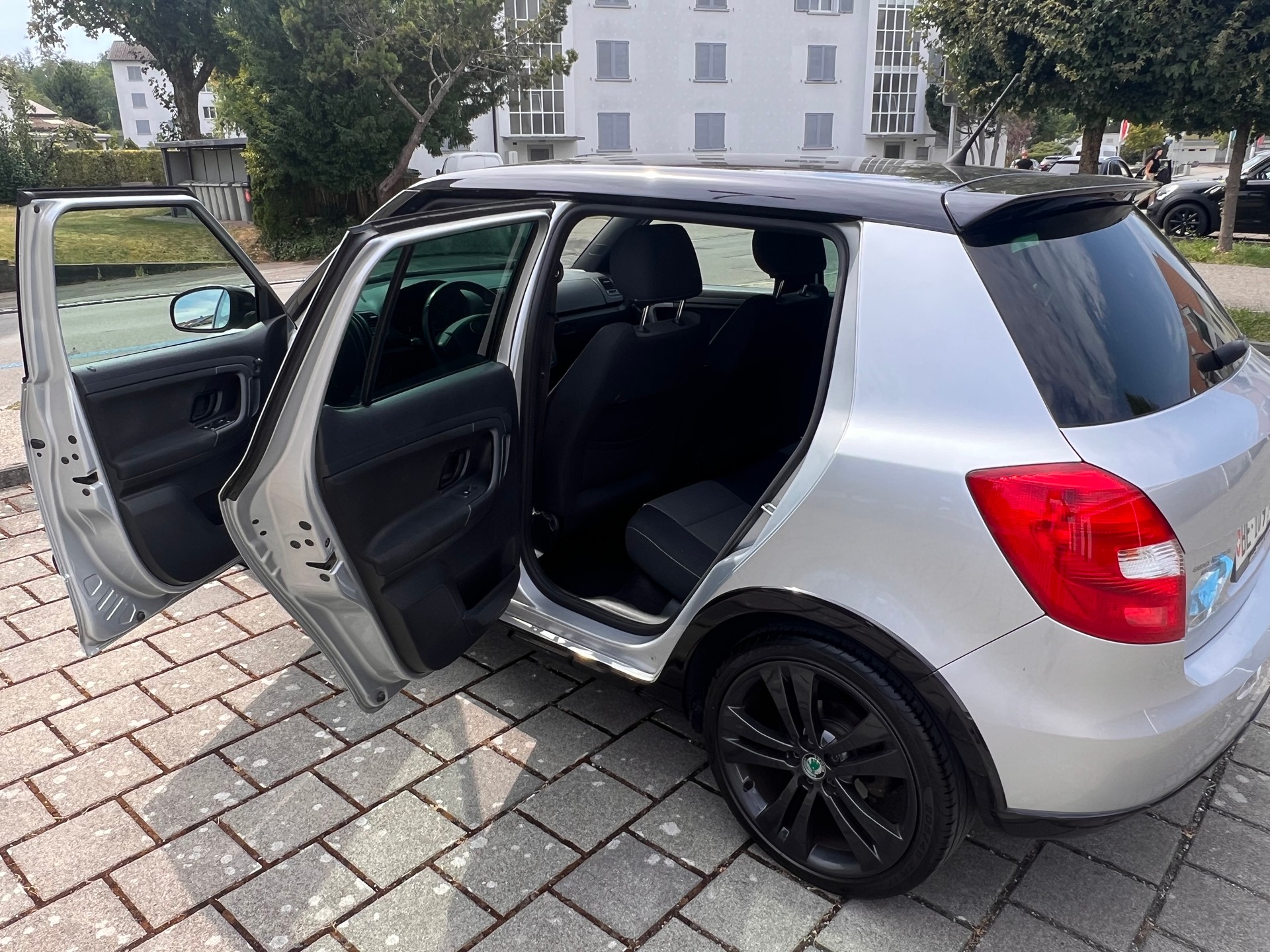 SKODA 1.2 TSI Monte Carlo-image-5