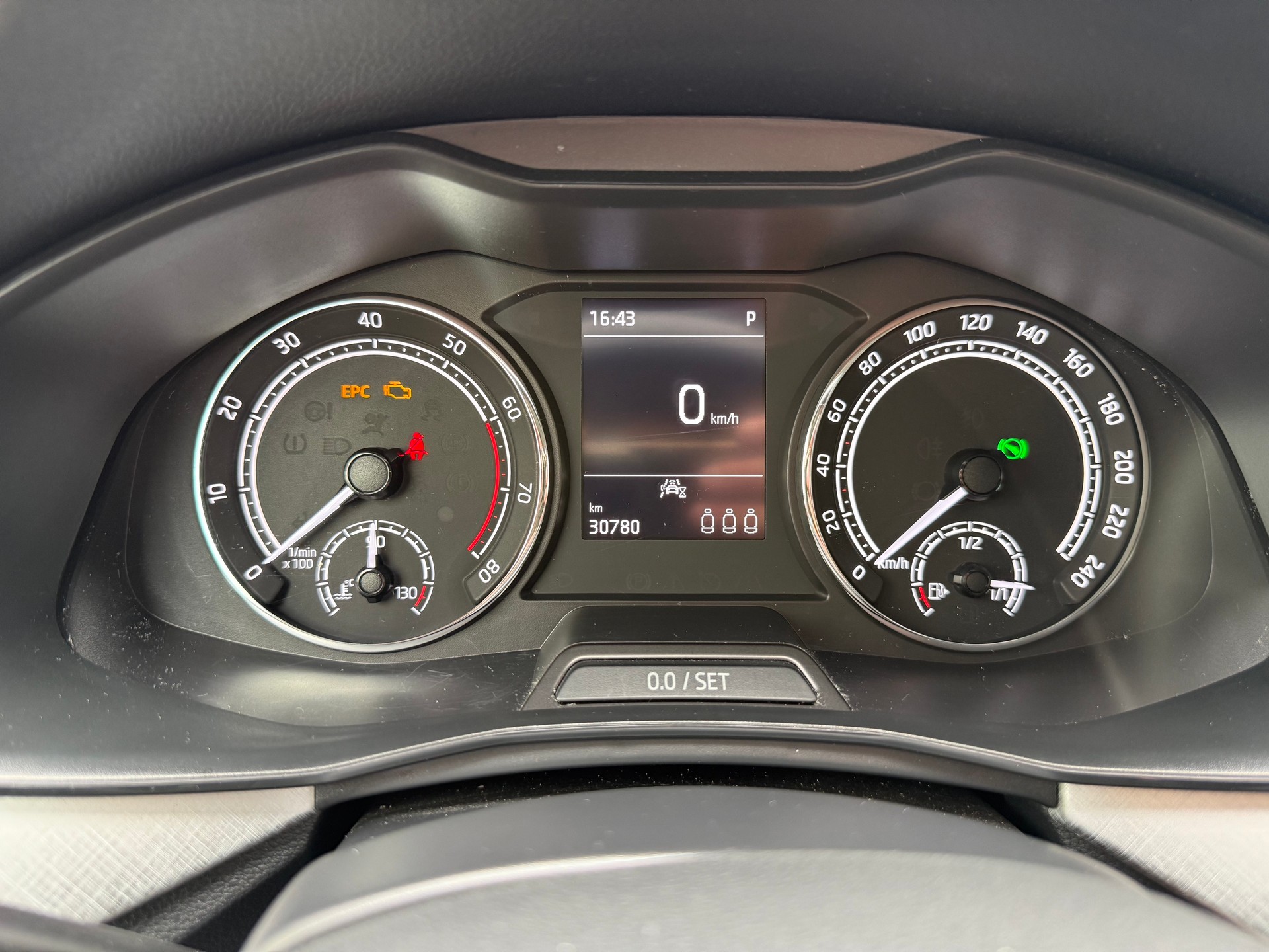 SKODA Kamiq 1.0 TSI Tour DSG-image-13
