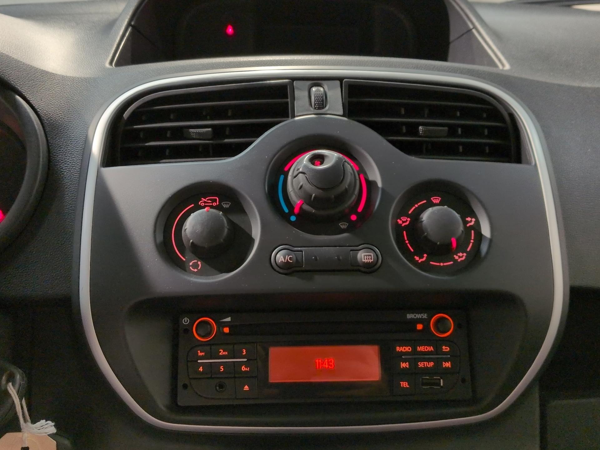 RENAULT Kangoo Medium dCi 95 ENERGY Limited-image-12