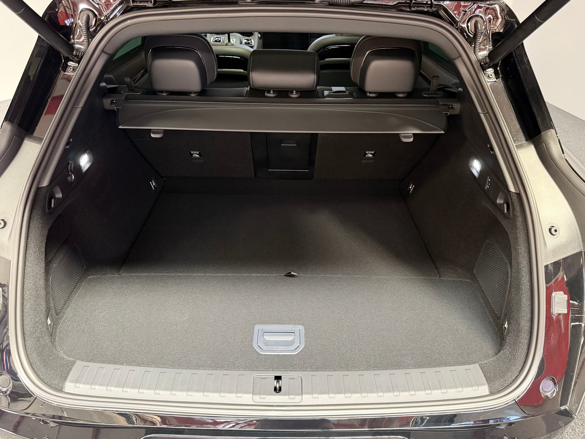 ZEEKR 7X 100kWh Privilege AWD-image-10
