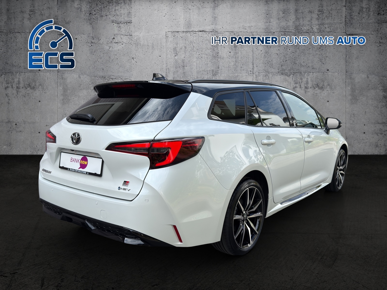 TOYOTA Corolla Touring Sports 2.0 HSD GR Sport e-CVT-image-2