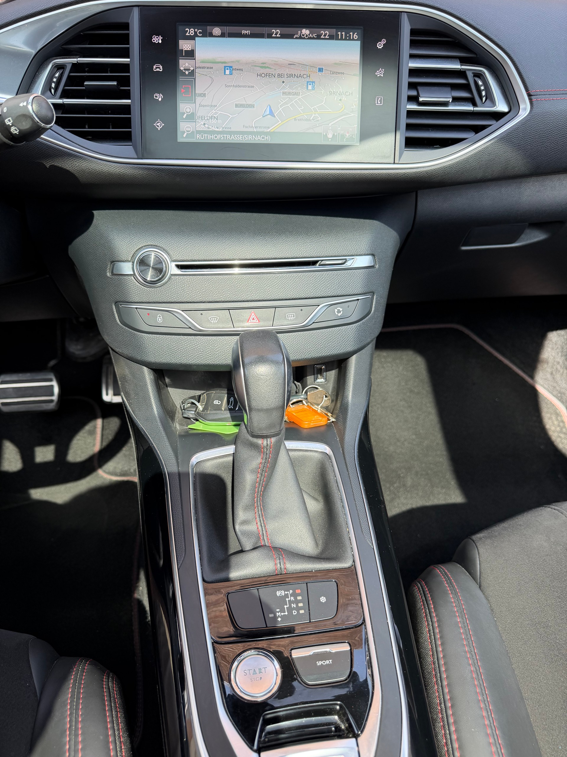 PEUGEOT 308 SW 2.0 BlueHDI GT Automatic-image-8