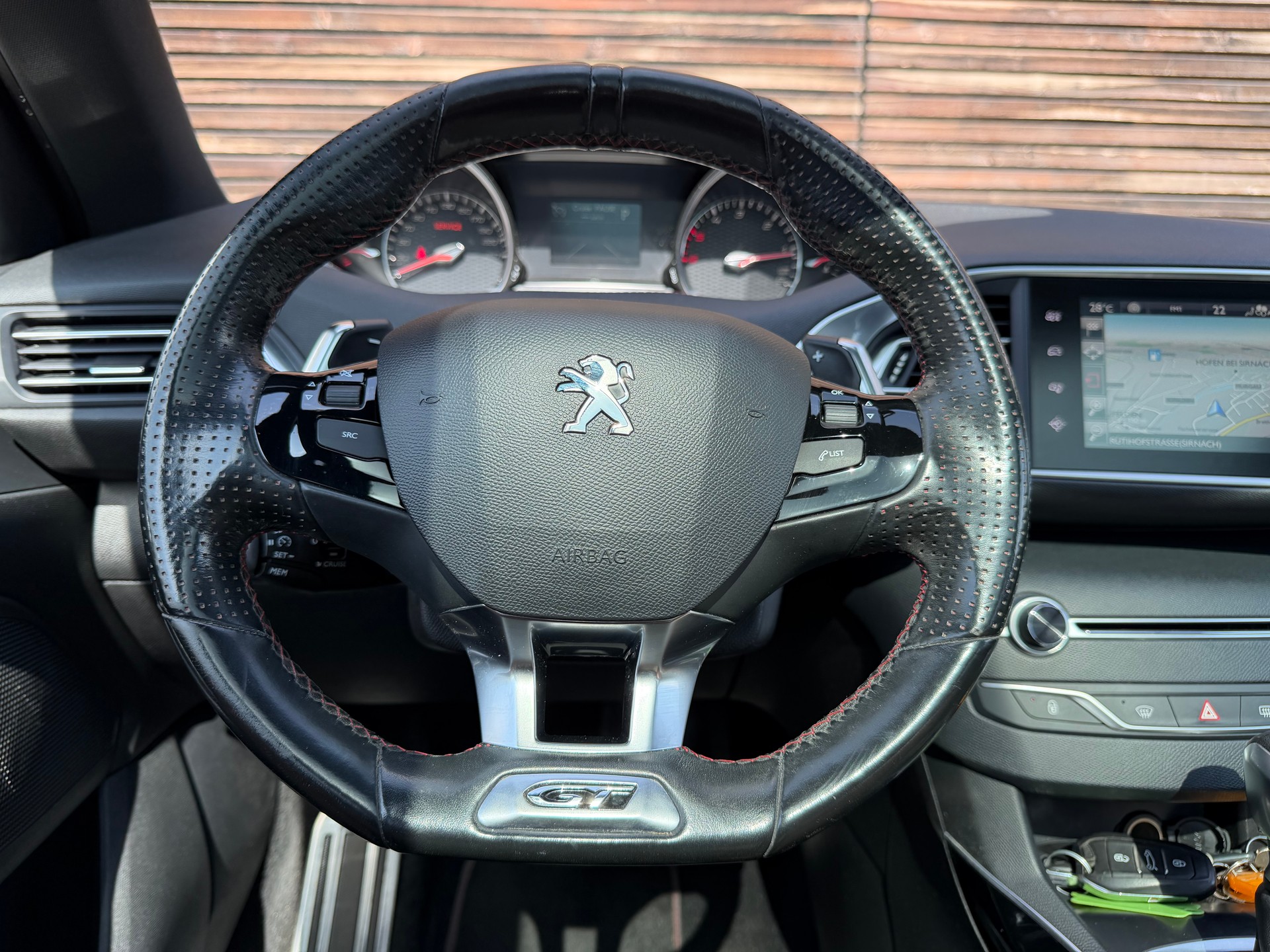 PEUGEOT 308 SW 2.0 BlueHDI GT Automatic-image-9