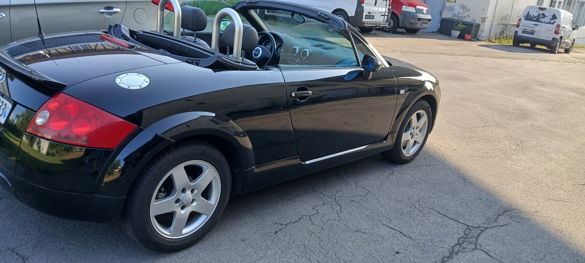 AUDI Cabrio-image-1