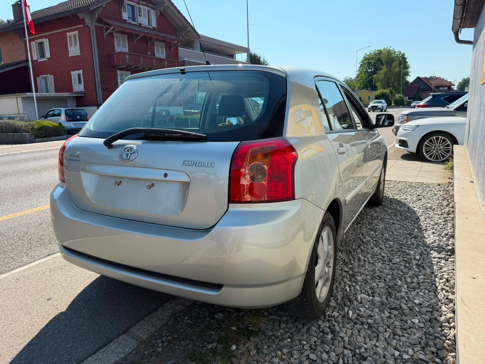 TOYOTA Corolla 1.6 Pardo-image-4