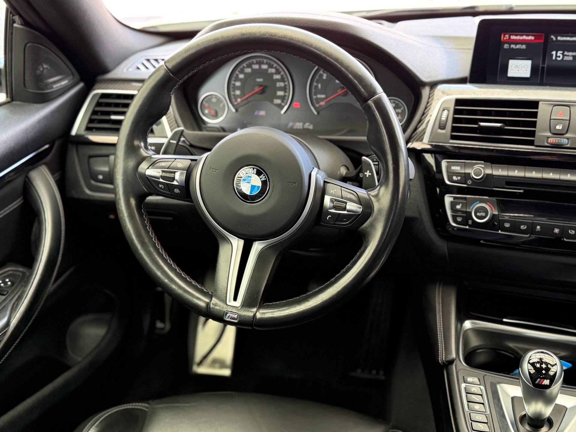 BMW M4 Coupé Competition DKG-image-15