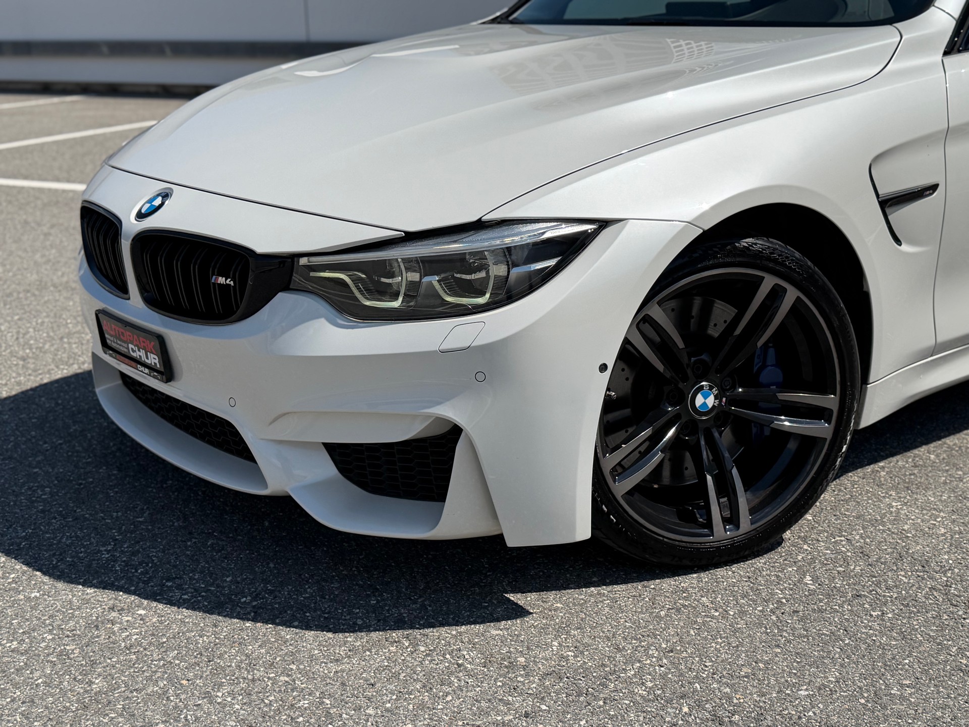 BMW M4 Coupé Competition DKG-image-7