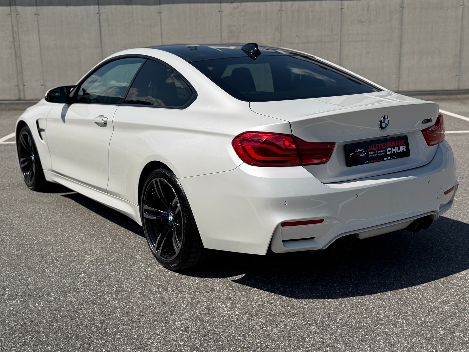 BMW M4 Coupé Competition DKG-image-2