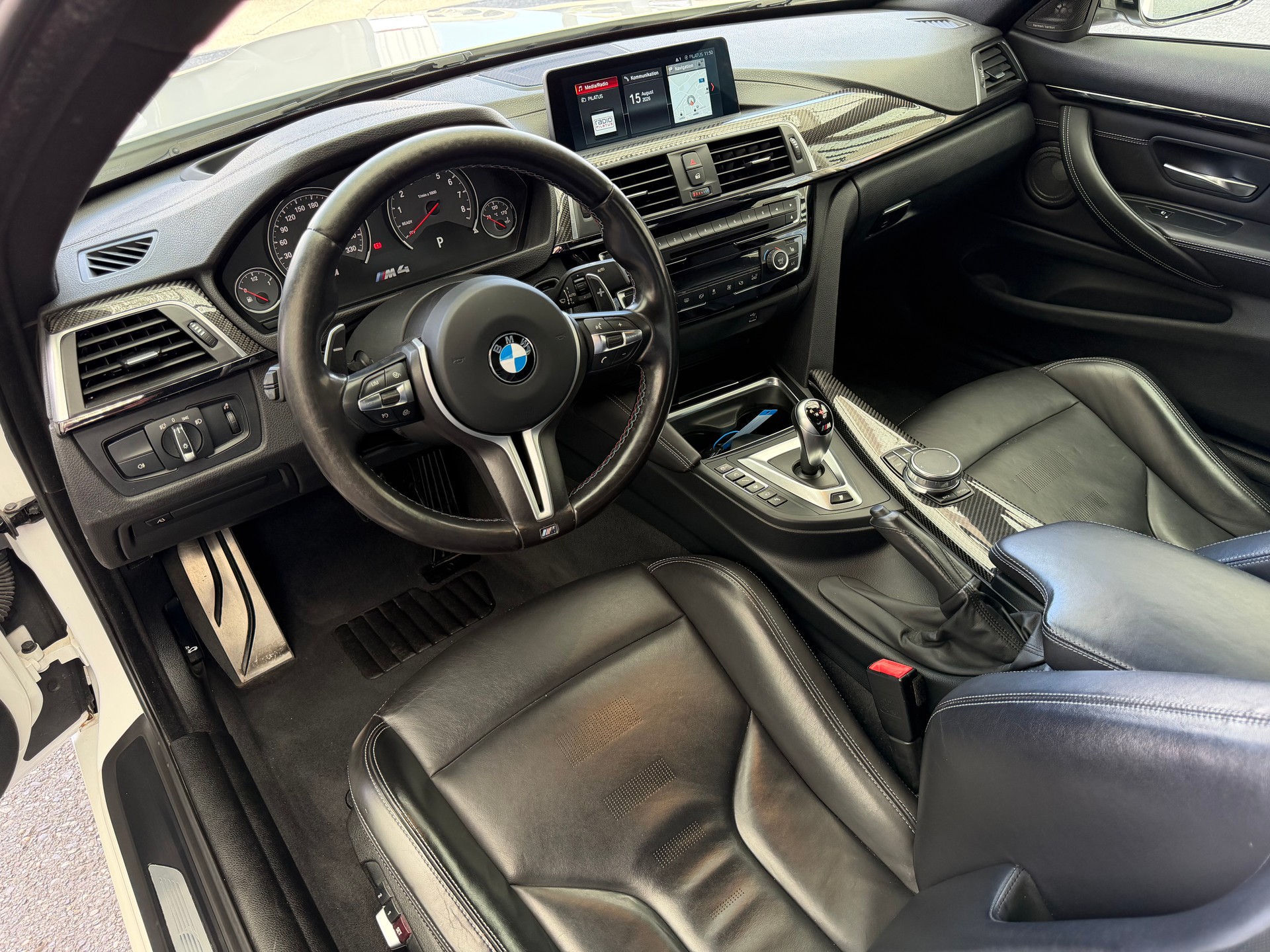 BMW M4 Coupé Competition DKG-image-9
