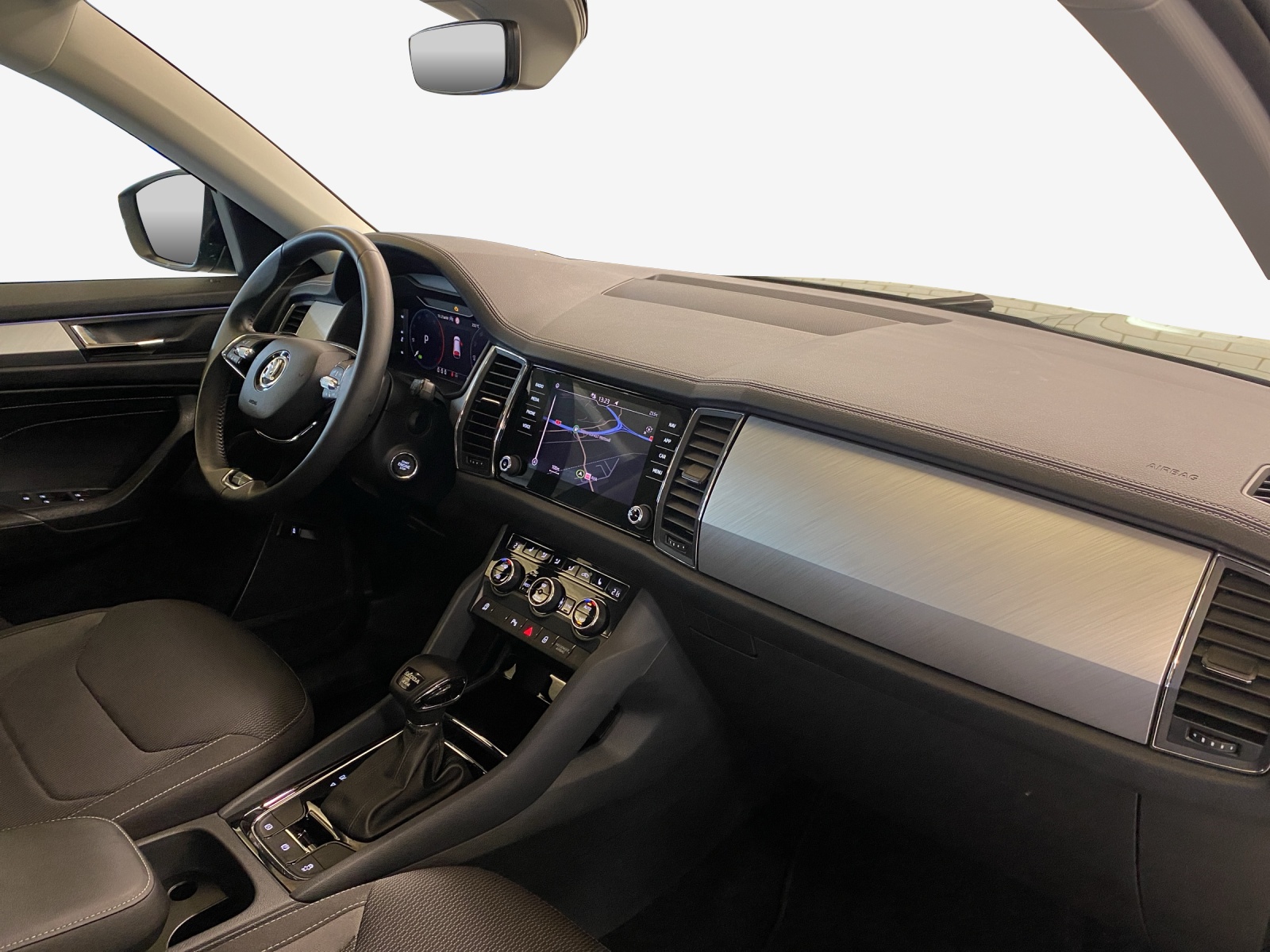 SKODA Kodiaq 2.0 TDI CR Ambition 4x4 DSG-image-13