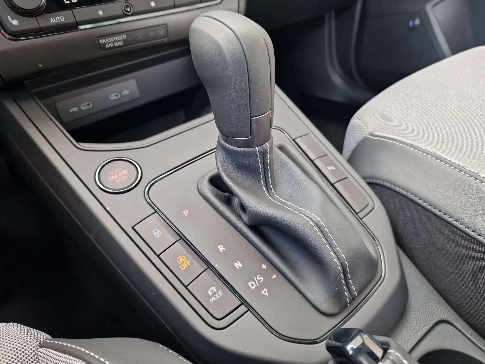 SEAT Ibiza 1.5 Eco TSI FR Panorama 5 Jahre Garantie-image-19