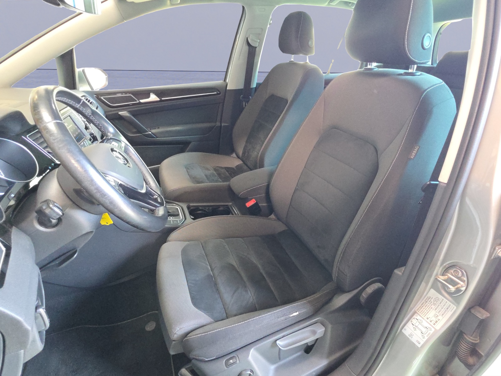 VW Golf Sportsvan 1.4 TSI 125 Highline DSG-image-8