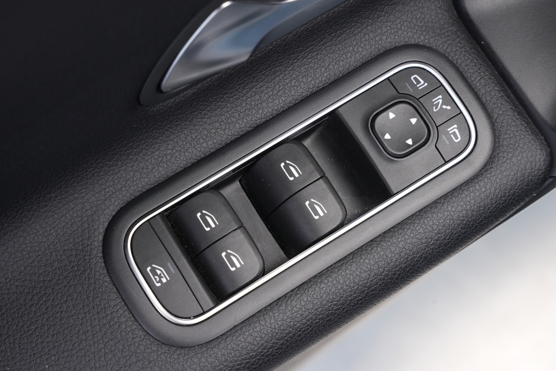 MERCEDES-BENZ A 180 Style 7G-DCT *CH-Fahrzeug*-image-18