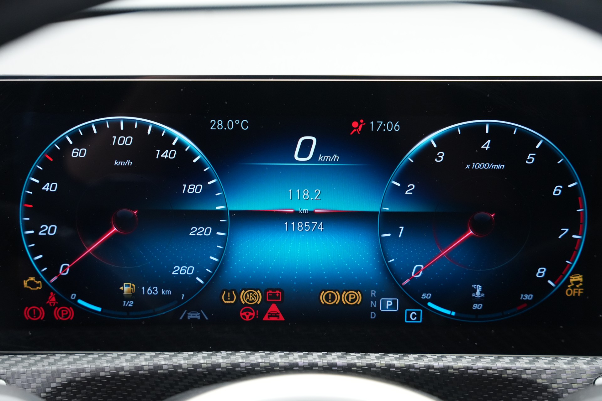 MERCEDES-BENZ A 180 Style 7G-DCT *CH-Fahrzeug*-image-24