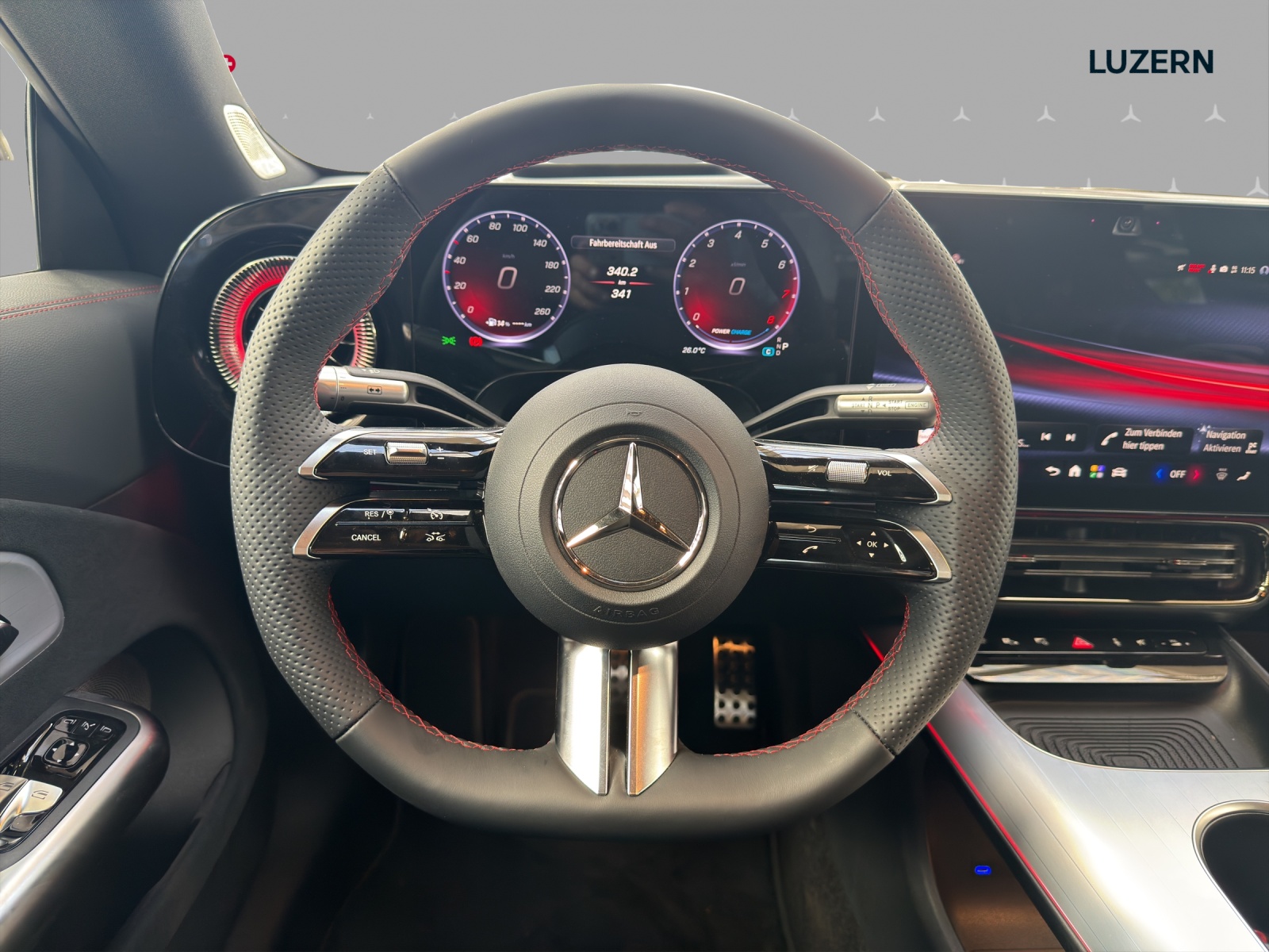MERCEDES-BENZ CLA 220 8G-DCT 4Matic-image-9