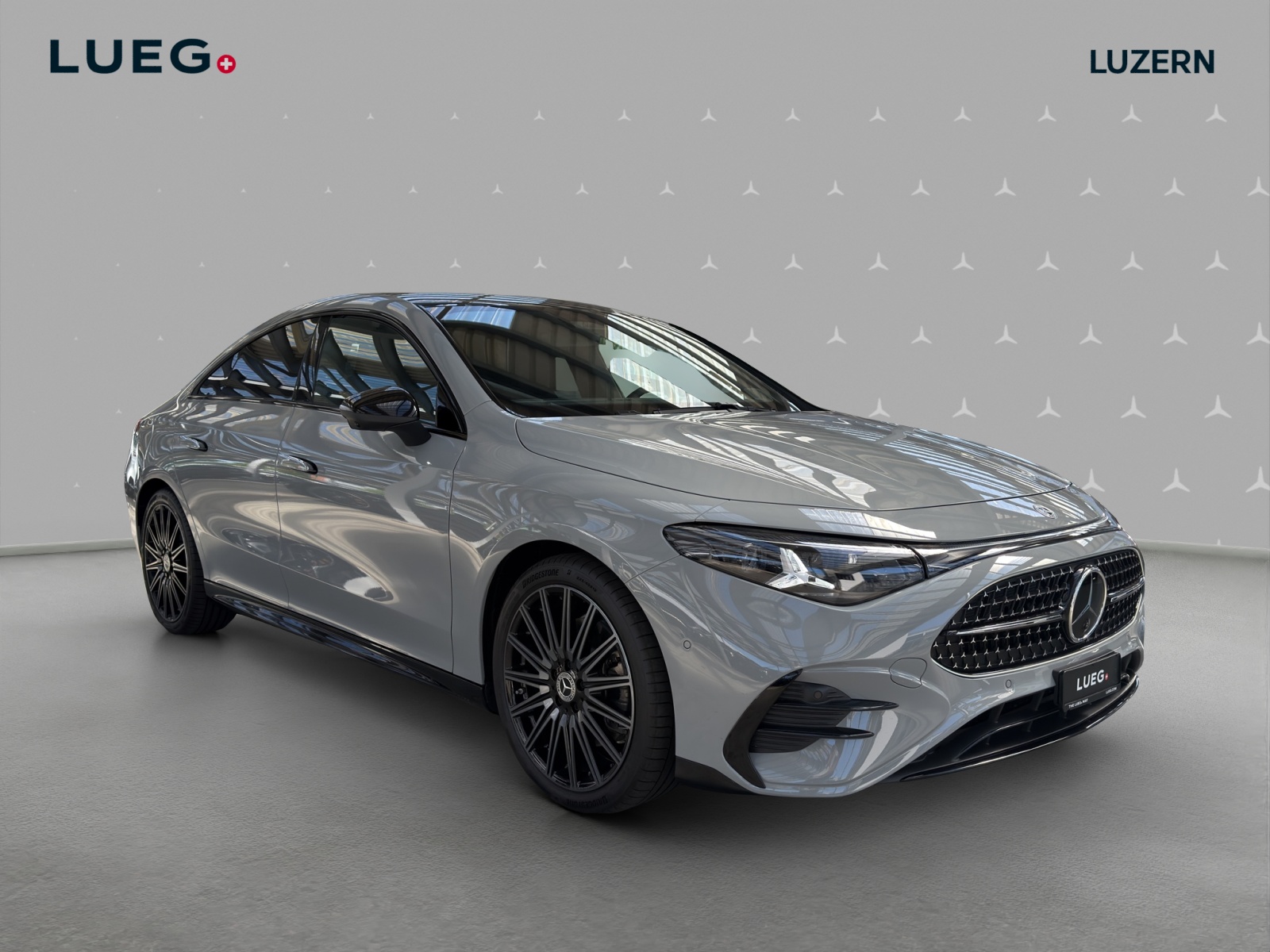 MERCEDES-BENZ CLA 220 8G-DCT 4Matic-image-4