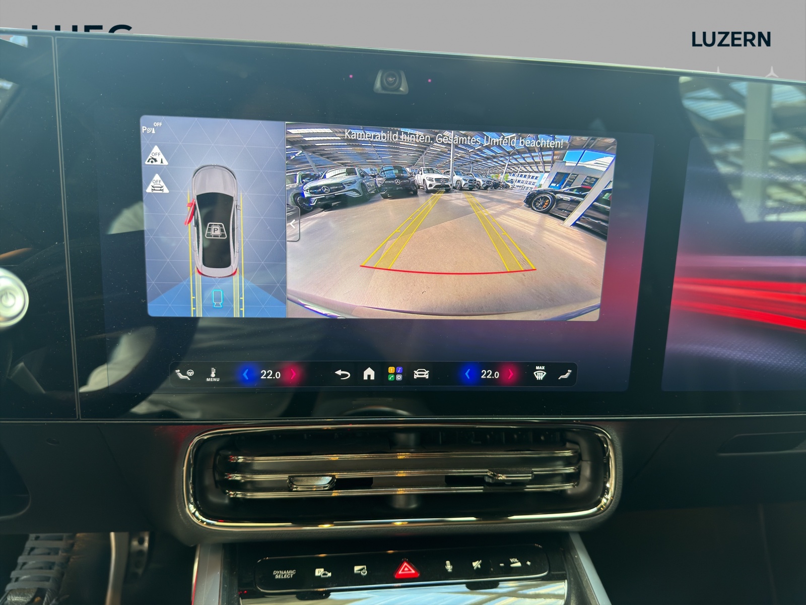 MERCEDES-BENZ CLA 220 8G-DCT 4Matic-image-11