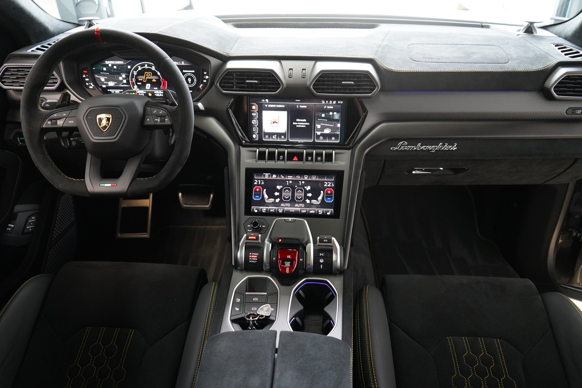 LAMBORGHINI Urus Performante-image-28